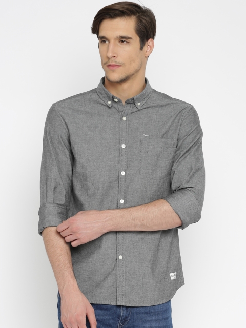 

Flying Machine Men Grey Solid Casual Shirt