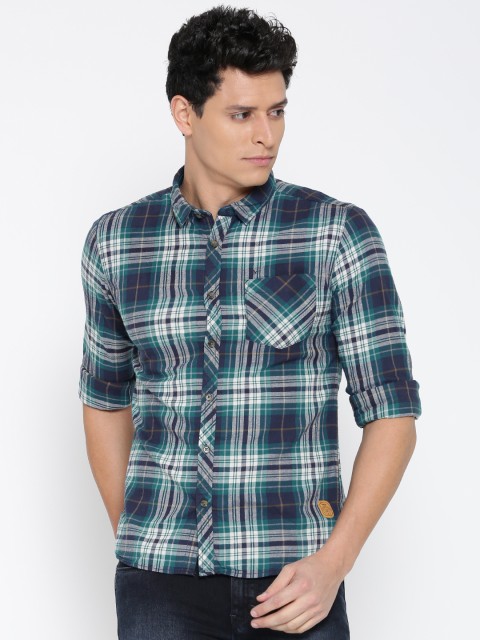

Flying Machine Men Green Checked Casual Shirt