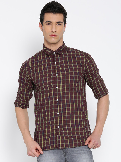 

Flying Machine Men Maroon Checked Casual Shirt
