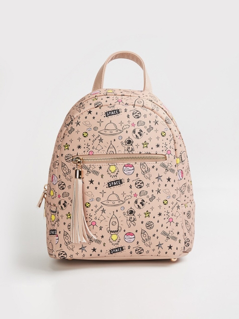 

Ginger by Lifestyle Women Beige & Black Graphic Printed Backpack