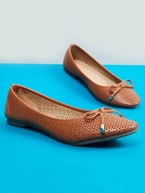 

max Women Brown Textured Ballerinas with Laser Cuts Flats
