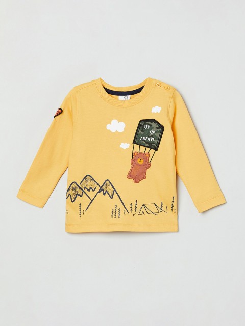 

max Boys Yellow Printed Applique T-shirt