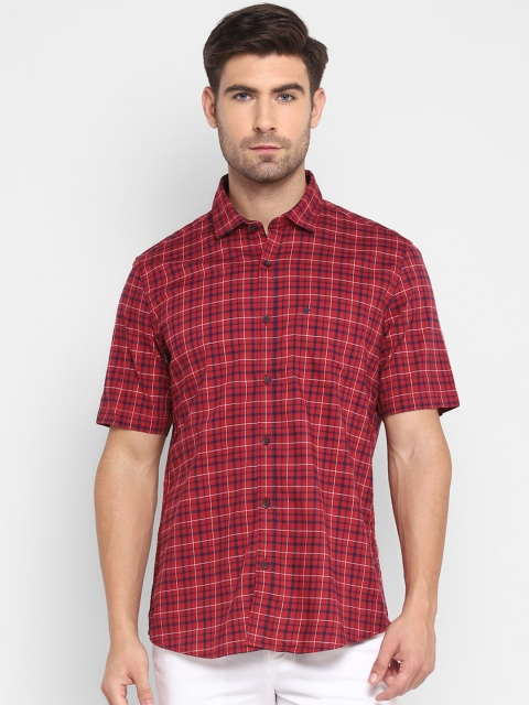 

Turtle Men Red Slim Fit Opaque Checked Casual Shirt