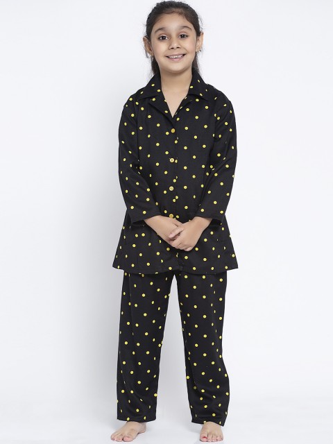 

KYDZI Girls Black & Yellow Printed Night suit