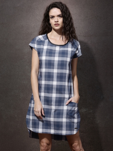 

Roadster Women Blue & White Checked Shift Dress