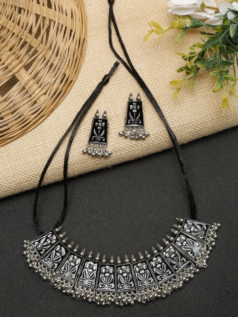 

NEUDIS Silver-Toned Oxidised Enamelled Choker Necklace Jewellery Set