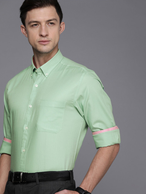 

Louis Philippe Men Green Solid Slim Fit Opaque Pure Cotton Formal Shirt