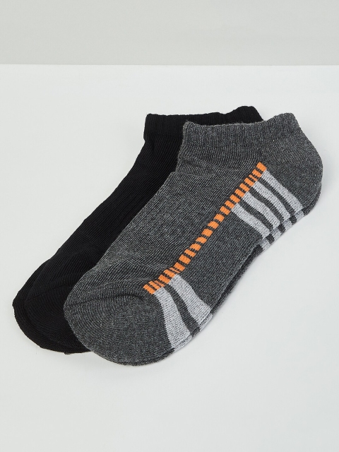 

max Boys Pack Of 2 Assorted Ankle-Length Socks