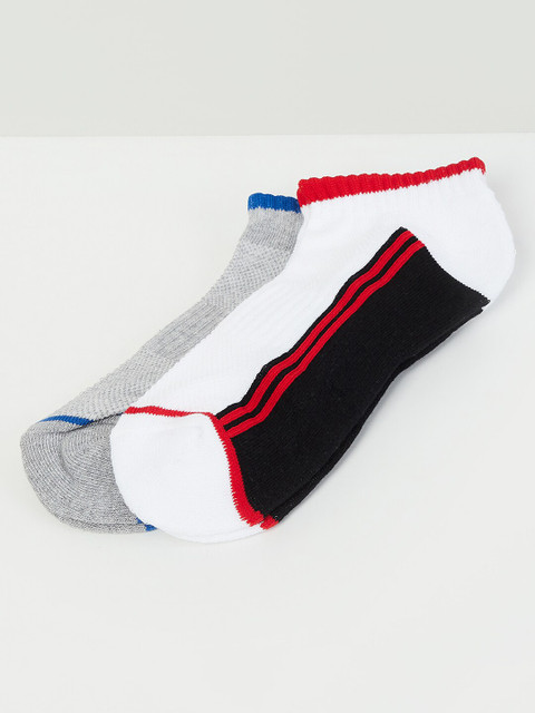 

max Boys Pack of 2 Assorted Ankle Length Socks