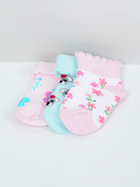 

max Girls Pack of 3 Assorted Ankle Length Socks