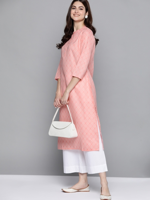 

HERE&NOW Women Pink Floral Printed Floral Kurta