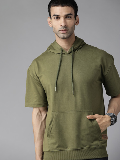 

The Roadster Lifestyle Co Men Olive Green Hooded Sweatshirt