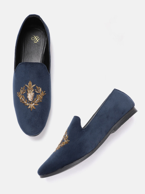 

House of Pataudi Men Navy Blue & Gold-Toned Handcrafted Embroidered Slip-Ons