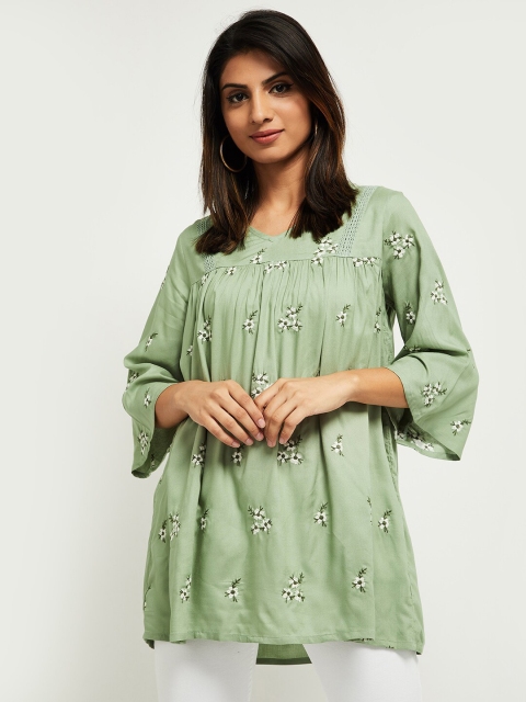 

max Green Floral Embroidered A-Line Longline Top