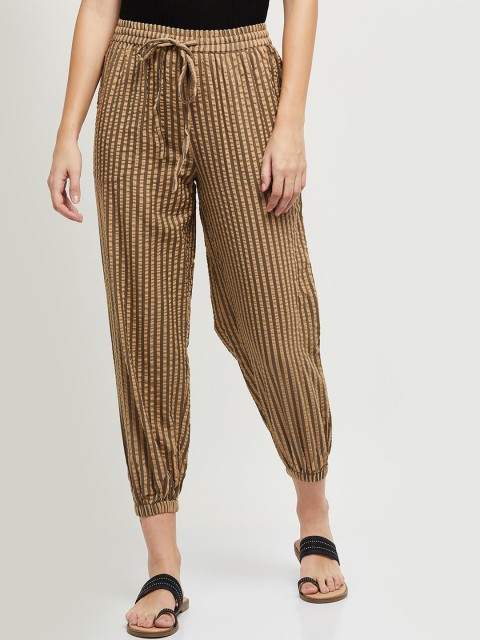 

max Women Brown Checked Joggers Trousers
