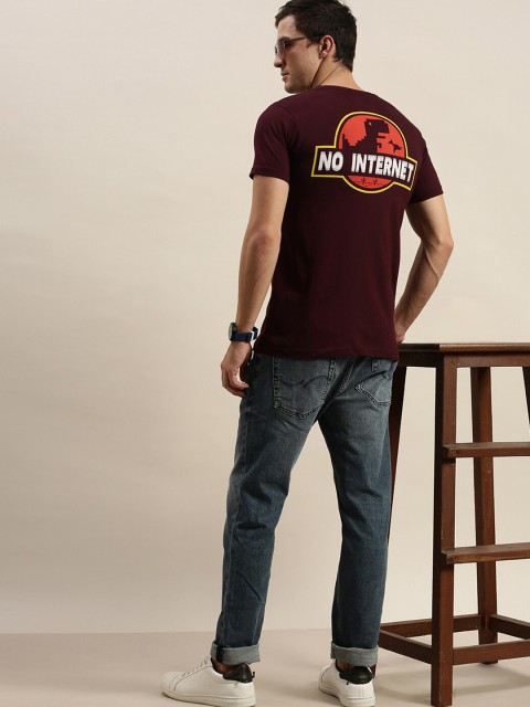 

Difference of Opinion Men Maroon Pure Cotton Typography Printed T-shirt
