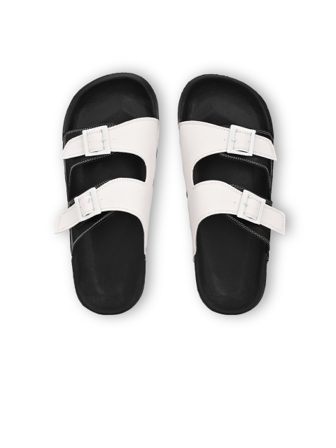 

AfroJack Men White & Black Colourblocked Slip-Ons