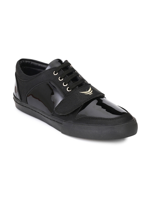 

AADY AUSTIN Men Black Casual Shoes