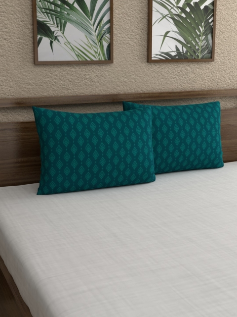 

Dreamscape Set Of 2 Green Printed Cotton 140TC Pillow Covers