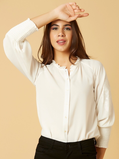 

MARCA Disati White Mandarin Collar Extended Sleeves Shirt Style Top