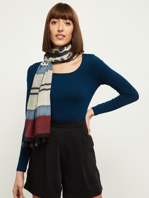 

max Women Off White & Blue Printed Scarf