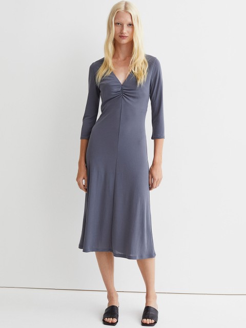 

H&M Women Grey Solid V-Neck Dress