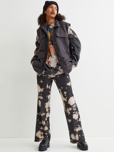 

H&M Women Black Wide Sweatpants