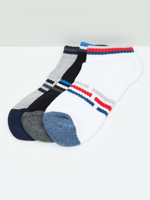 

max Men Multi Pack of 3 Ankle- Length Socks