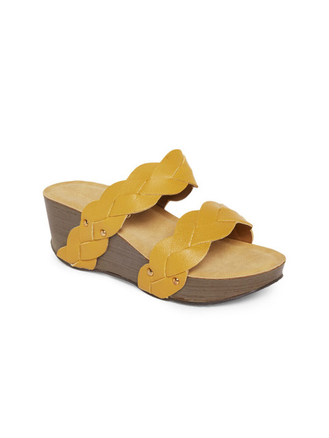 

Forever Glam by Pantaloons Women Mustard Comfort Sandals