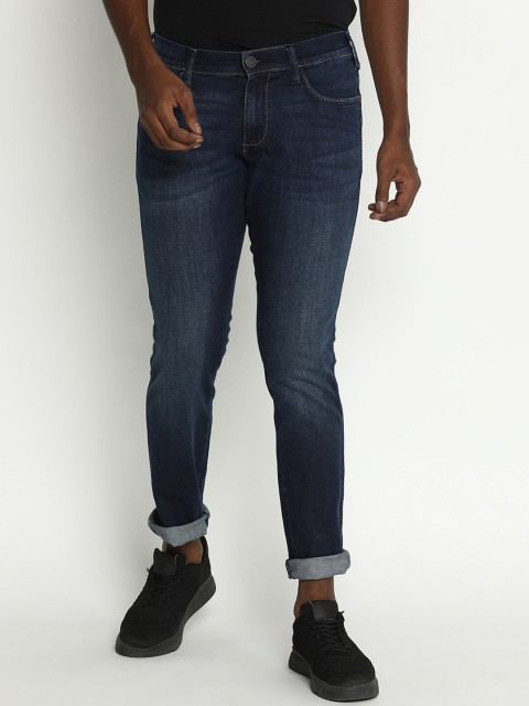 

Wrangler Men Blue Slim Fit Light Fade Stretchable Jeans