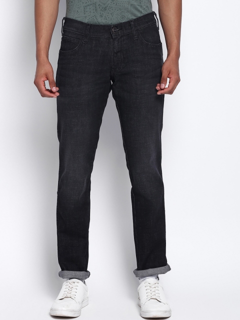 

Wrangler Men Black Slim Fit Light Fade Stretchable Jeans