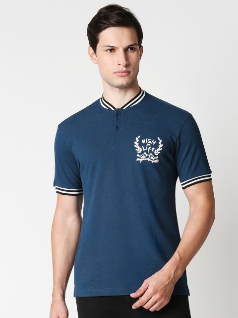 

Bewakoof Men Navy Blue Printed Mandarin Collar Cotton T-shirt