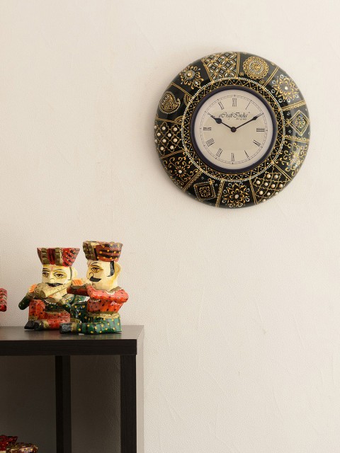 

ecraftIndia Beige Dial Wooden 27.94 cm Handcrafted Analogue Wall Clock