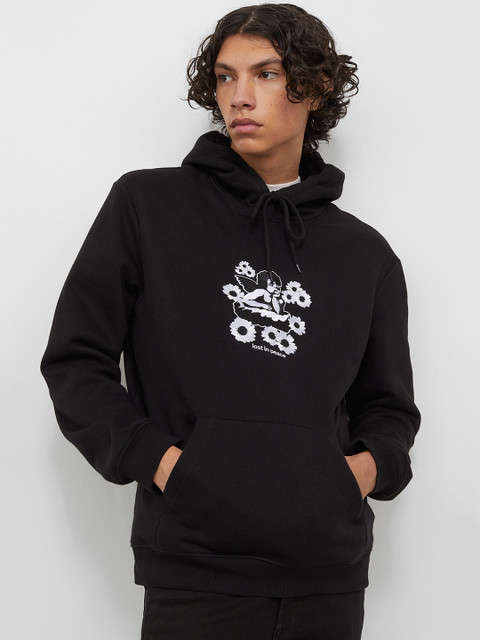 

H&M Men Black Regular Fit Hoodie