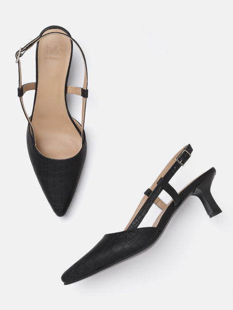 

her by invictus Women Black Croc Textured Pumps