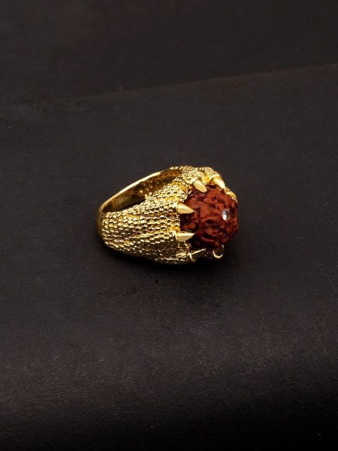 

Dare by Voylla Men Gold-Plated Brown Rudraksha-Studded Finger Ring