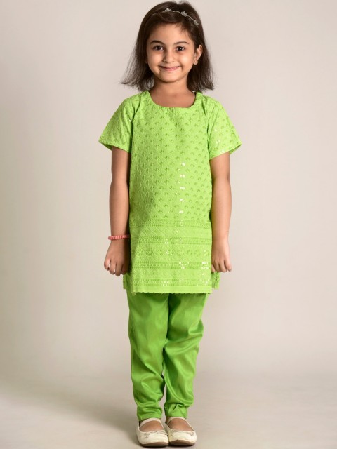 

CUTE LEMONS Girls Green Embroidered Regular Pure Cotton Kurta with Churidar