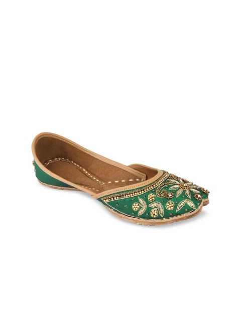 

DESI COLOUR Women Green Embellished Leather Ethnic Mojaris Flats