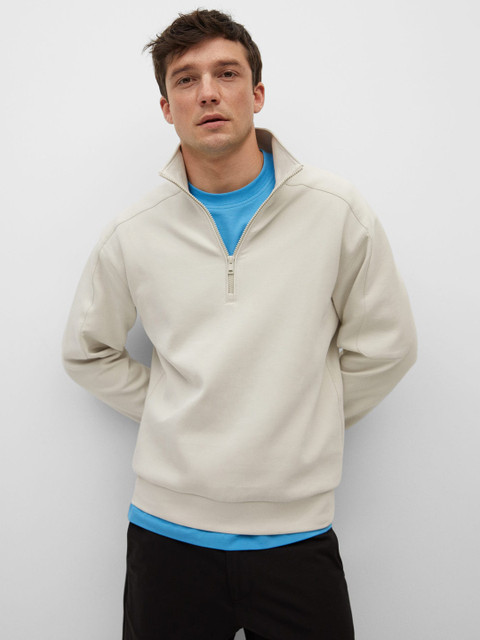 

MANGO MAN Off White Solid Sweatshirt