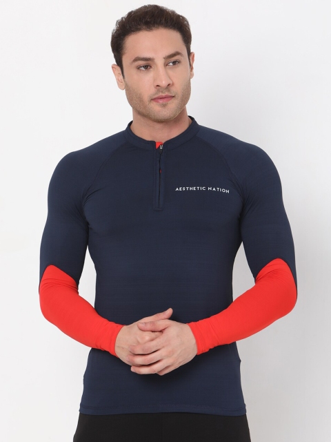 

AESTHETIC NATION Men Navy Blue & Red Crush Compression Zip Slim Fit T-shirt