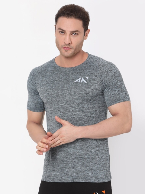 

AESTHETIC NATION Men Grey Slim Fit Bolt T-shirt