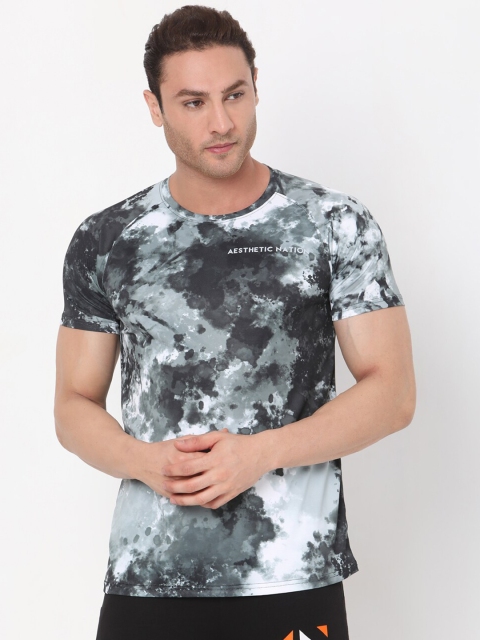 

AESTHETIC NATION Men White & Grey Cooldry Tie and Dye Dyed Slim Fit T-shirt