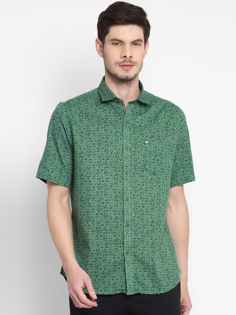 

Turtle Men Green Slim Fit Opaque Printed Casual Cotton Shirt