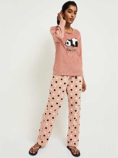 

max Women Mauve & Black Printed Night suit