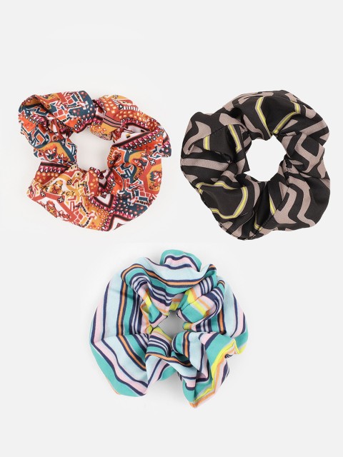 

Aditi Wasan Women Set of 3 Printed Ponytail Holders Scrunchies, Black