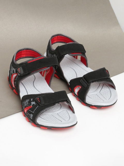 

max Men Red & Black Synthetic Sports Sandals