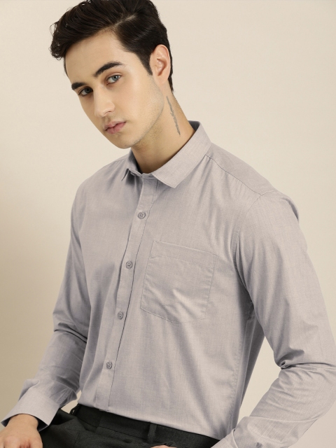 

INVICTUS Men Grey Slim Fit Smart Casual Shirt