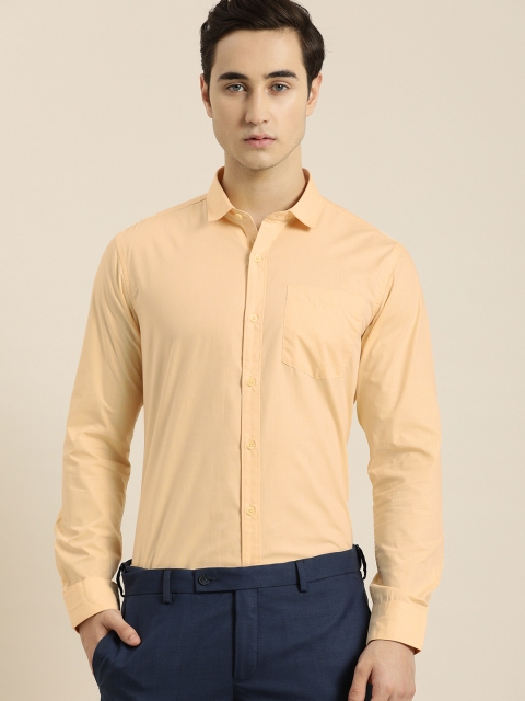 

INVICTUS Men Beige Slim Fit Opaque Formal Shirt