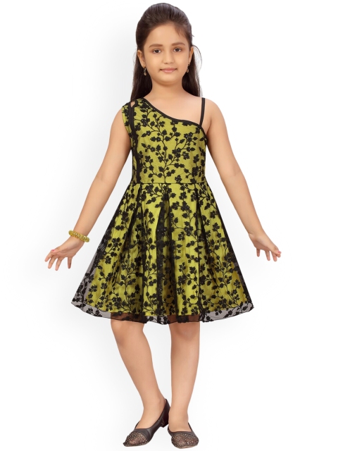 

Aarika Green & Black One Shoulder Net Dress