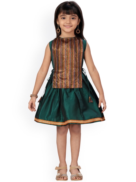 

Aarika Girls Green & Gold-Toned Dress